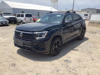 2026 Volkswagen Atlas Cross Sport SEL R-Line Black - Exterior Front Left Corner Image